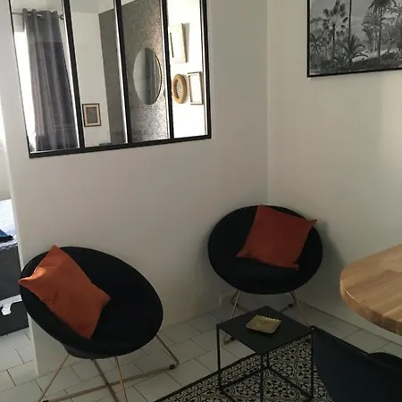 15 Apartment