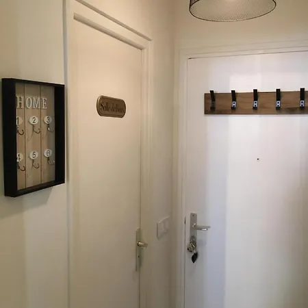 Apartament 15 *